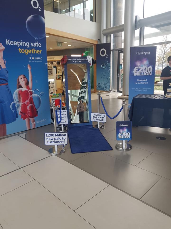O2 – 12 Branded Magic Mirrors with branded prints in stores nationwide Picture Blast Photo Booth Hire