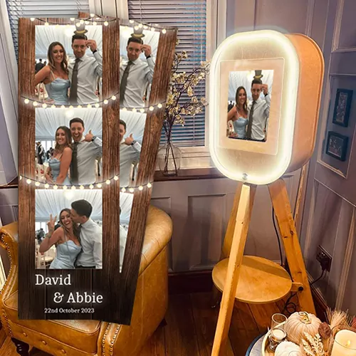 Retro pod wedding photo booth by PictureBlast